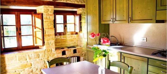 8 Schlafzimmer Gebäude in Gualdo, Italy, Nr. 118493 11