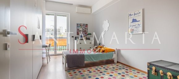 2 bedrooms Apartment in Milan, Italy No. 243438 12