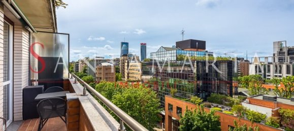 2 bedrooms Apartment in Milan, Italy No. 243438 10