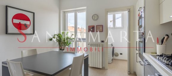 2 bedrooms Apartment in Milan, Italy No. 243438 19