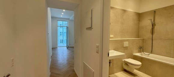 2 rooms Apartment in Margareten, Austria No. 216228 3