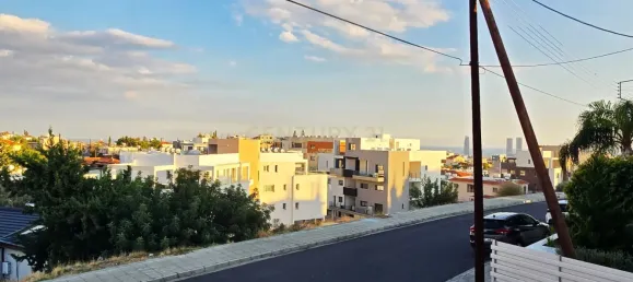 Квартира с 3 спальнями в Агиос Афанасиос, Кипр № 5811 5