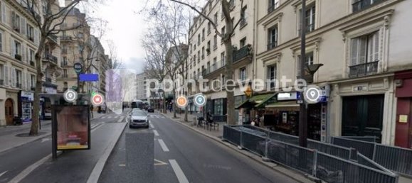 49m² Office in Paris, France No. 313907 2