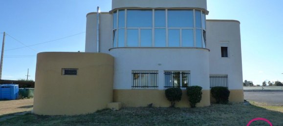 4 bedrooms House in Garrafe de Torio, Spain No. 109615 2