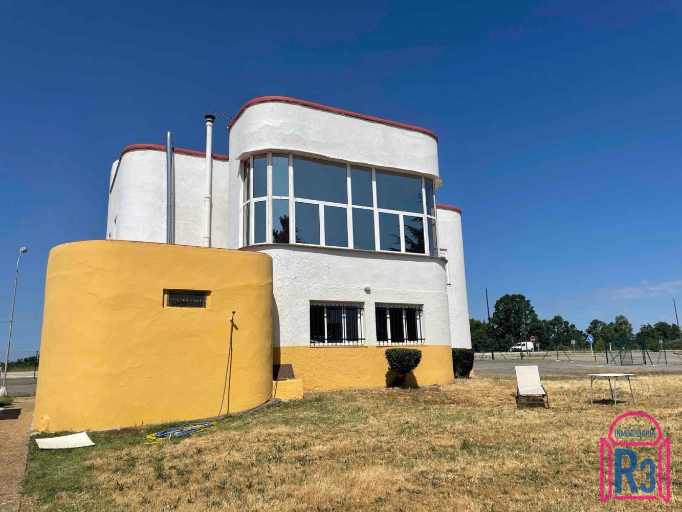 Casa de 4 dormitorios en Garrafe de Torío, Spain No. 109615