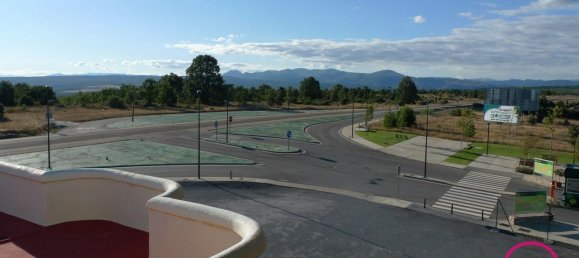 4 bedrooms House in Garrafe de Torio, Spain No. 109615 15