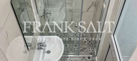 5 bedrooms Maisonette in Pieta, Malta No. 9566 7