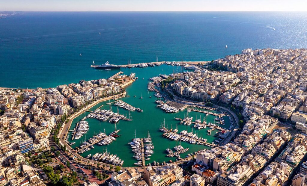 260m² Hotel in Piraeus, Greece No. 3024