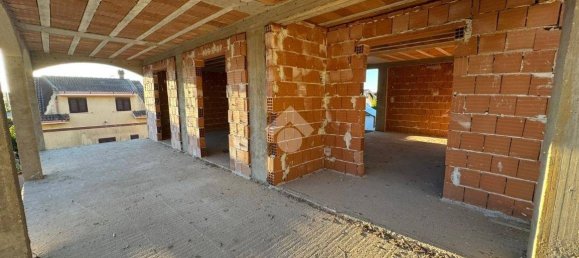 3 bedrooms Villa in Ardea, Italy No. 58764 8