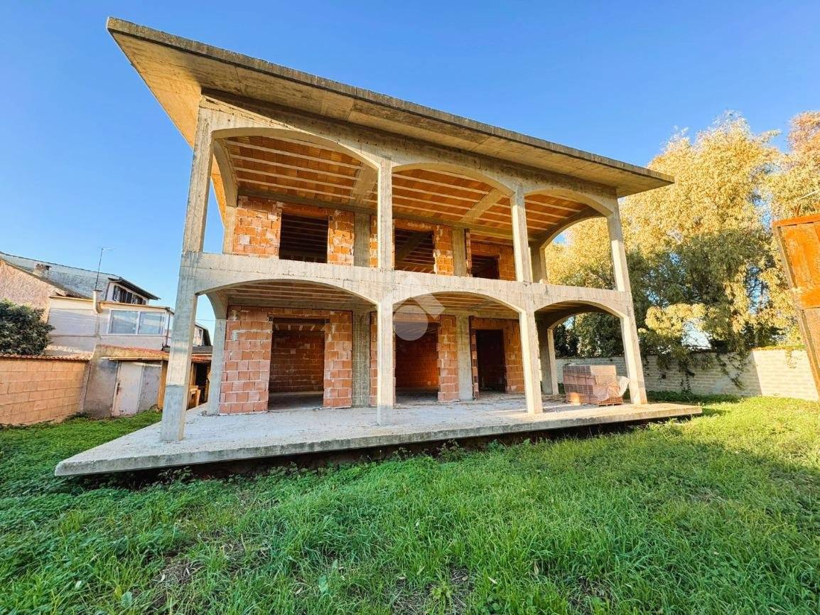 3 bedrooms Villa in Ardea, Italy No. 58764