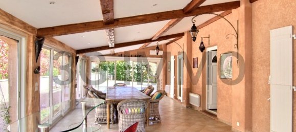 5 bedrooms Villa in Villecroze, France No. 198782 8