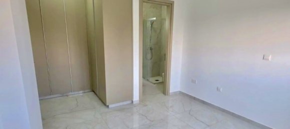 3 Schlafzimmer Wohnung in Larnaka, Zypern, Nr. 26305 8