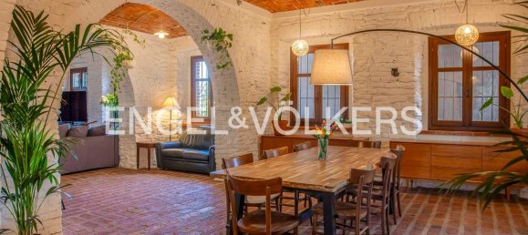 28 rooms Villa in Sinio, Italy No. 132363 2