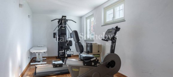 8 bedrooms Villa in Lucca, Italy No. 161458 16