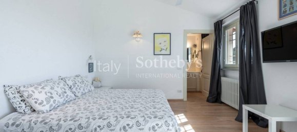 8 bedrooms Villa in Lucca, Italy No. 161458 11