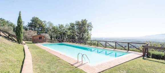 8 bedrooms Villa in Lucca, Italy No. 161458 3