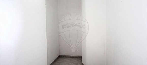 136m² Commercial property in Sintra, Portugal No. 66895 22