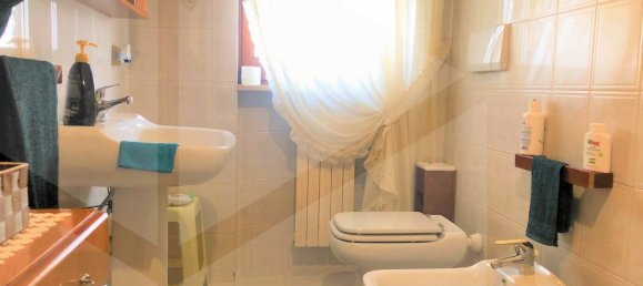 3 rooms Apartment in Casamassima, Italy No. 23471 10