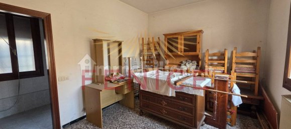 4 Schlafzimmer Haus in Trevignano, Italy, Nr. 323289 30