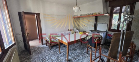 4 Schlafzimmer Haus in Trevignano, Italy, Nr. 323289 23