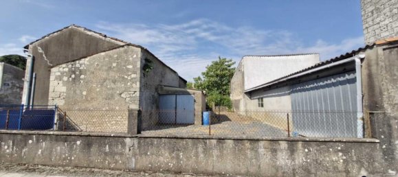 Таунхаус с 2 спальнями в Приморская Шаранта, Франция № 284999 3