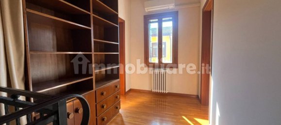 3 bedrooms House in Cavarzere, Italy No. 160030 7