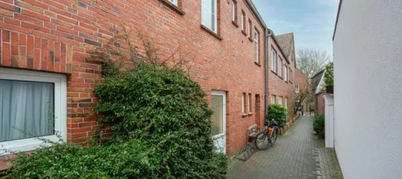 Edificio de 17 habitaciónes en Wittmund, Germany No. 134066 2