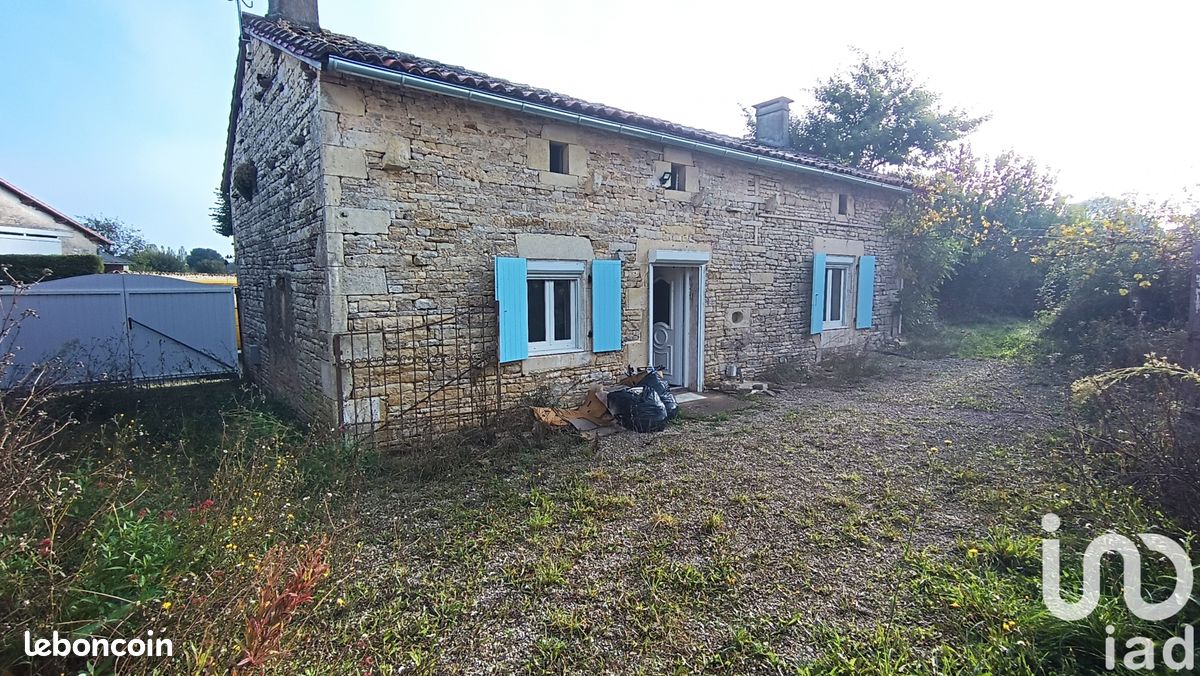 Casa de 1 dormitorio en Deux-Sevres, France No. 340558