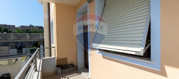 5 rooms Apartment in Jesi, Italy No. 7403 4