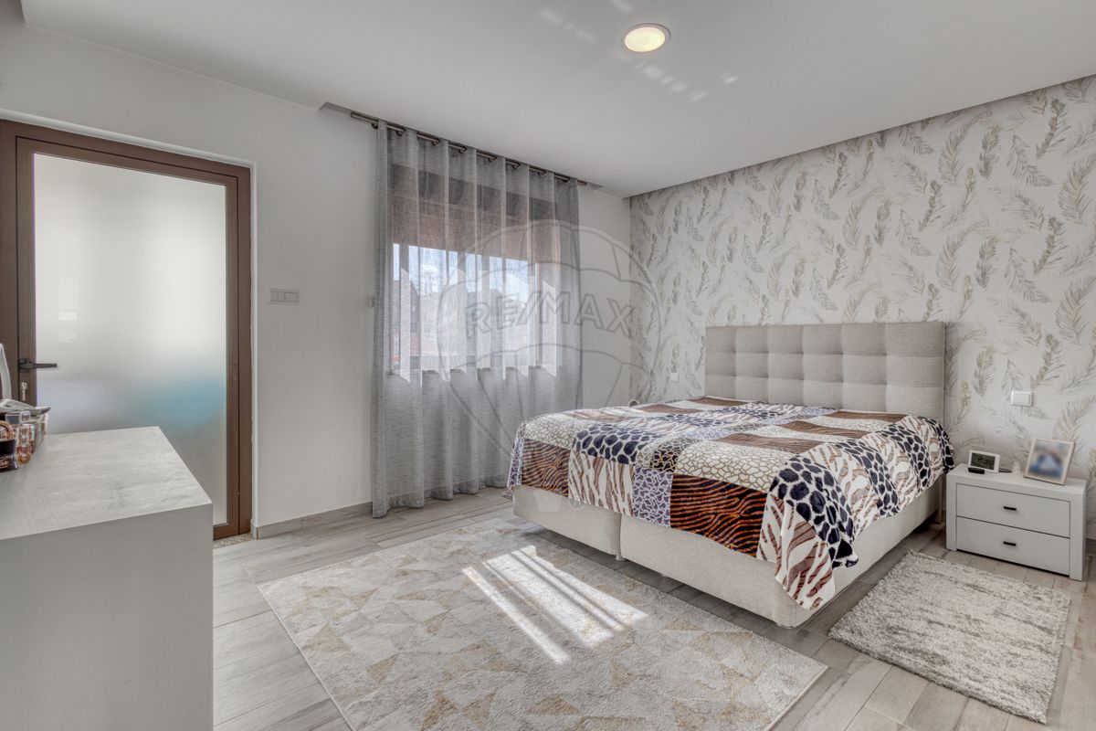 2 bedrooms House in Vila Nova de Gaia, Portugal No. 187344