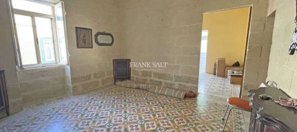 2 غرف نوم طابقين في Birzebbuga, Malta رقم 1842 3