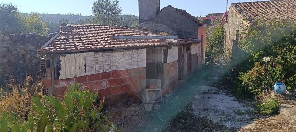 2 Schlafzimmer Haus in Figueiro dos Vinhos, Portugal, Nr. 24665 2