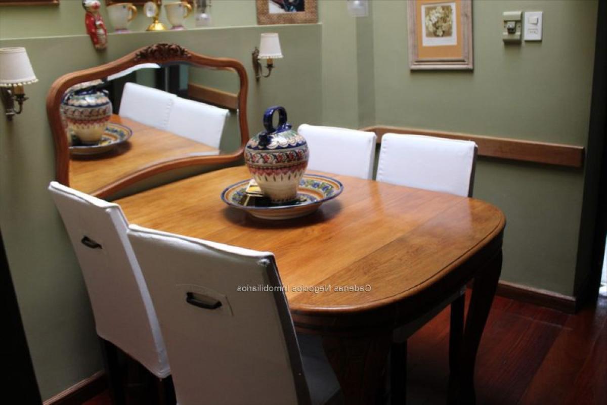 4 bedrooms House in Montevideo, Uruguay No. 185