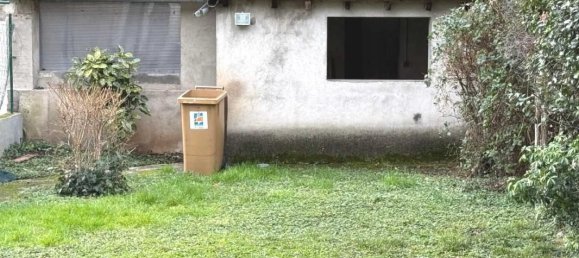 2 bedrooms House in Saint-Juery, France No. 203277 5