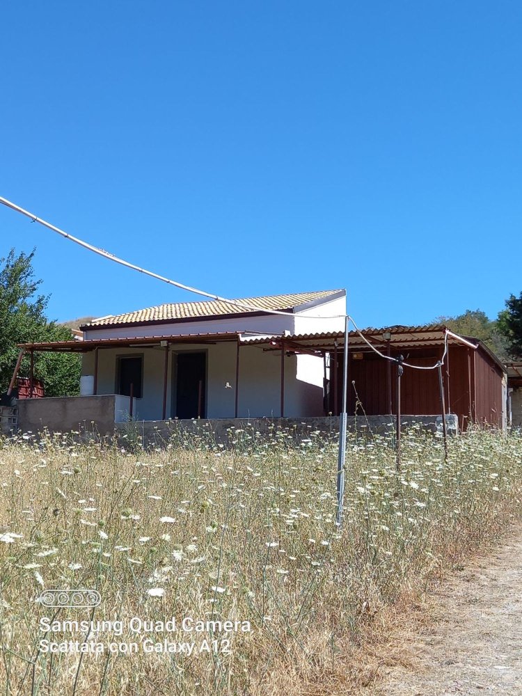 Terreno en Prizzi, Italy 22 m² No. 256225