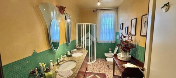 5 Schlafzimmer Villa in Santa Maria di Sala, Italy, Nr. 378968 10