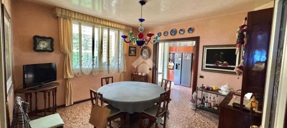 5 Schlafzimmer Villa in Santa Maria di Sala, Italy, Nr. 378968 6