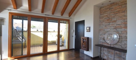 Apartamento de 3 habitaciónes en Magenta, Italy No. 32756 4