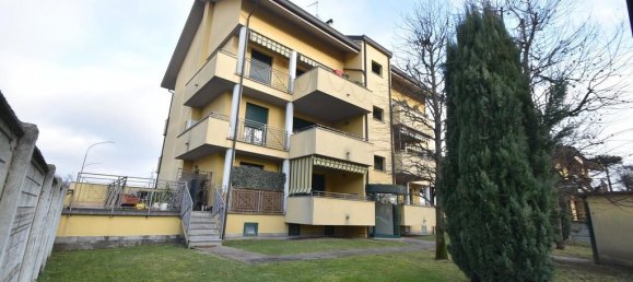 Apartamento de 3 habitaciónes en Magenta, Italy No. 32756 10