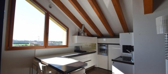 Apartamento de 3 habitaciónes en Magenta, Italy No. 32756 5