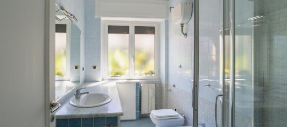 3 rooms Apartment in Naples, Italy No. 257696 13