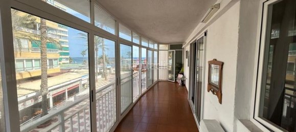 3 bedrooms Apartment in Benidorm, Spain No. 121398 12