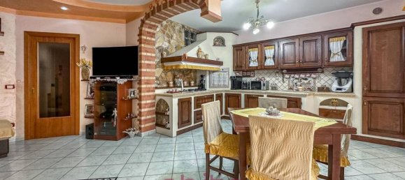 3غرفة شقة في Spinetoli, Italy رقم 163867 9