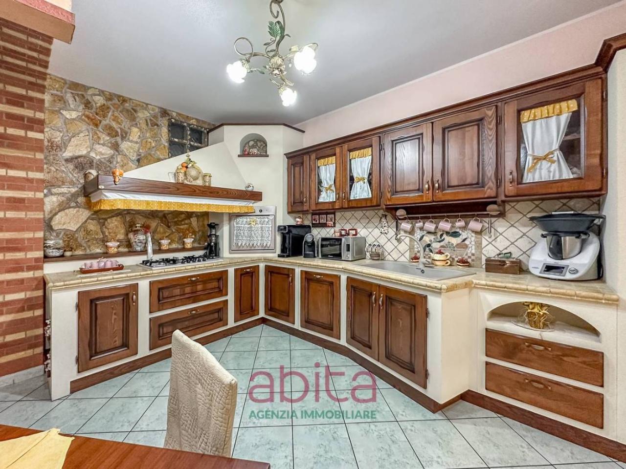 3غرفة شقة في Spinetoli, Italy رقم 163867