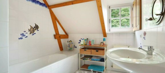 Casa de 5 dormitorios en Garches, France No. 180420 14