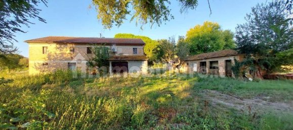 4 bedrooms House in Ostra Vetere, Italy No. 131145 5