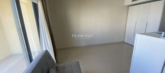 3 bedrooms Penthouse in Saint Julian's, Malta No. 10128 10