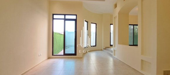 4 chambres Villa à Al Khalidiya, UAE No. 22480 10