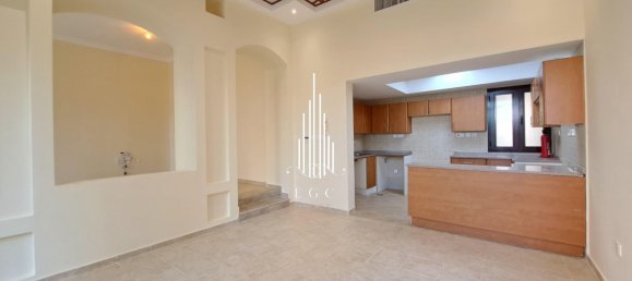 4 chambres Villa à Al Khalidiya, UAE No. 22480 3