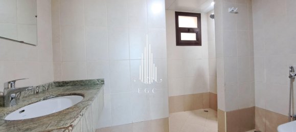 4 chambres Villa à Al Khalidiya, UAE No. 22480 19